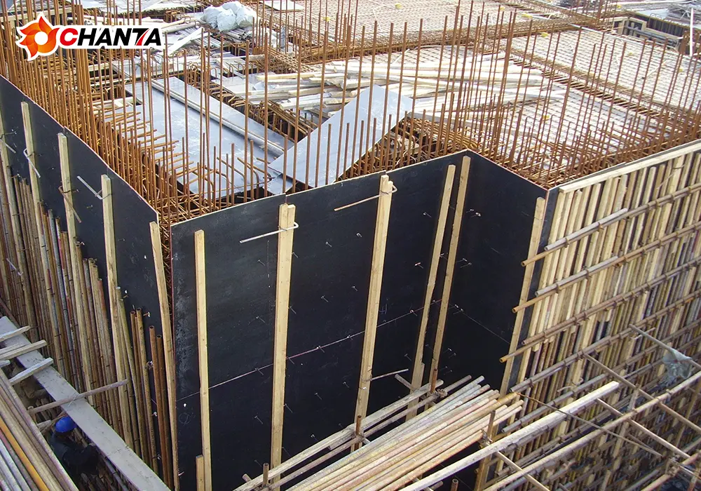 18mm black film faced plywood